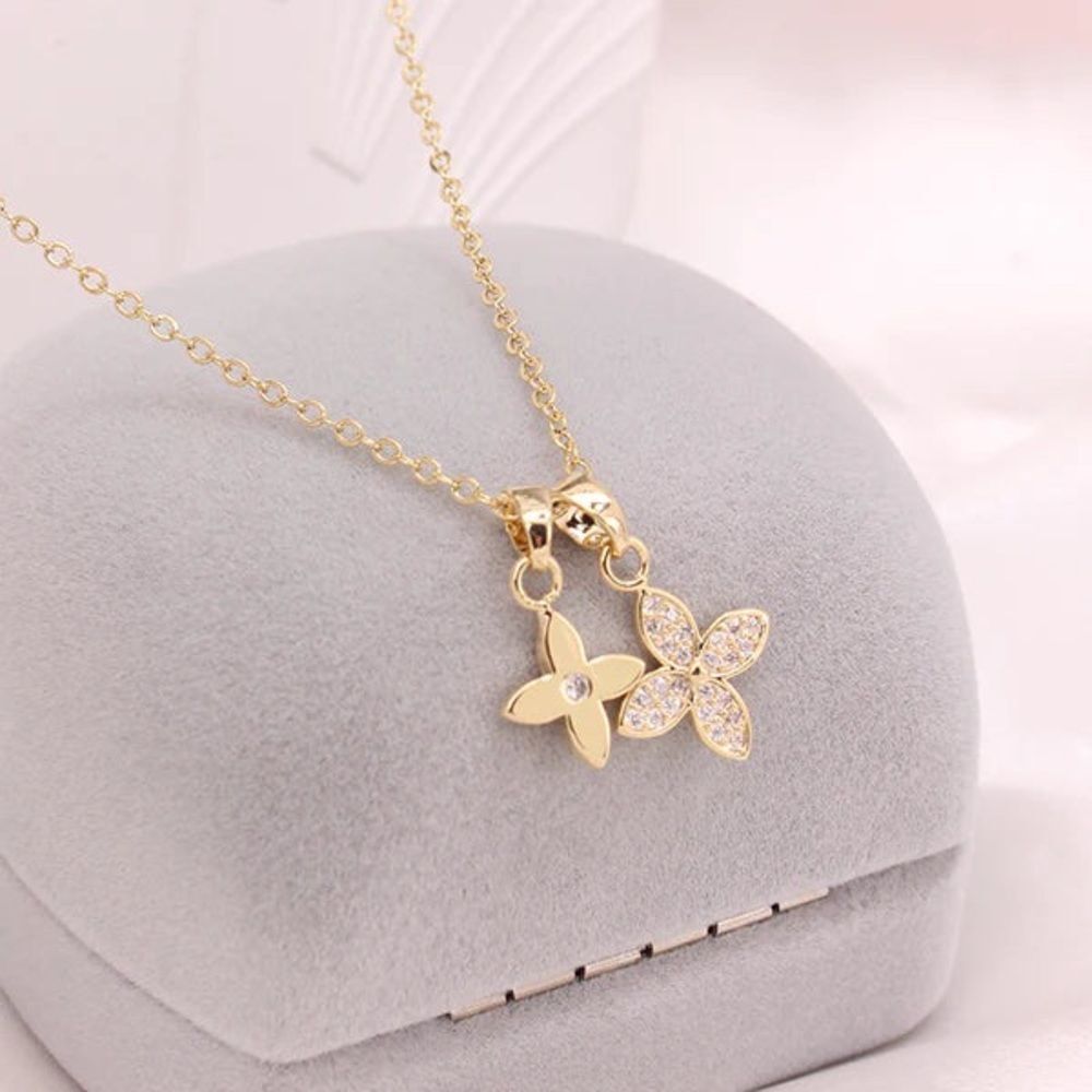 Gold Clover Double Pendant Necklace | Alhambra Style